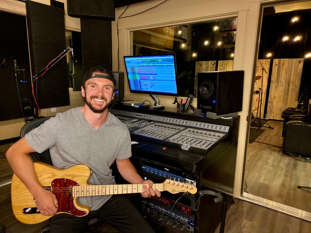 Max Clark, working live